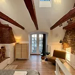 The Latin Quarter Apartman *